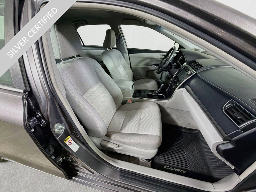Used 2017 Toyota Camry LE FWD image 24