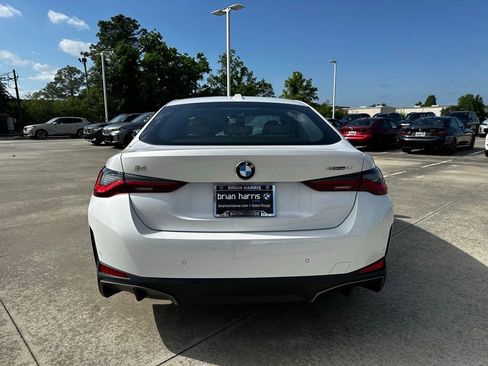 New 2026 BMW i4 eDrive40 w/ Premium Package RWD image 4