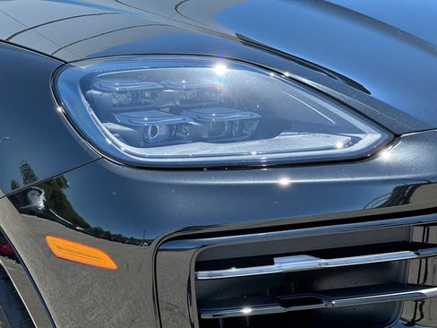 New 2026 Porsche Cayenne S AWD/4WD image 38