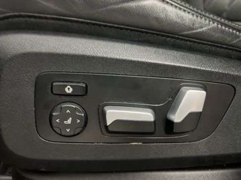 Used 2023 BMW X5 xDrive40i image 21