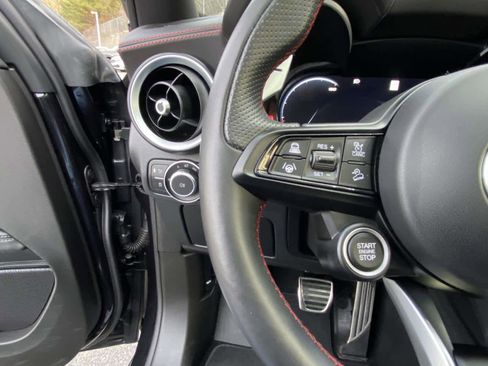 Used 2024 Alfa Romeo Stelvio AWD image 14