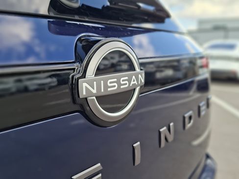 New 2026 Nissan Pathfinder SV image 16