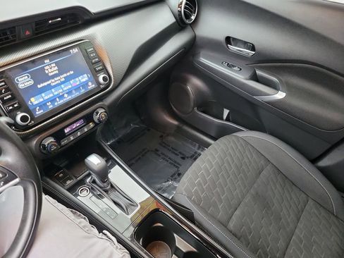 Used 2022 Nissan Kicks SV image 13
