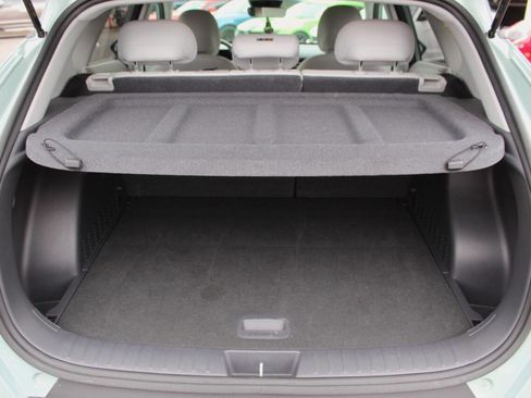 Used 2025 Hyundai Kona SEL FWD image 13