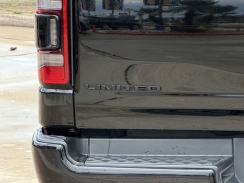 Used 2021 RAM 1500 Limited w/ Night Edition AWD/4WD image 10