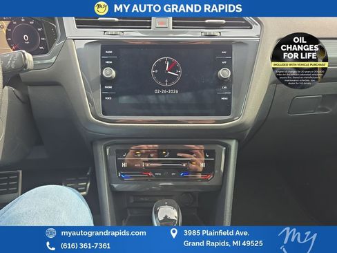Used 2022 Volkswagen Tiguan SEL R-Line image 20