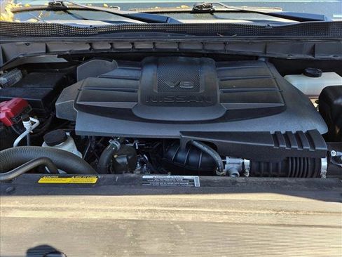 Used 2024 Nissan Titan PRO-4X w/ Pro-4x Convenience Package image 20