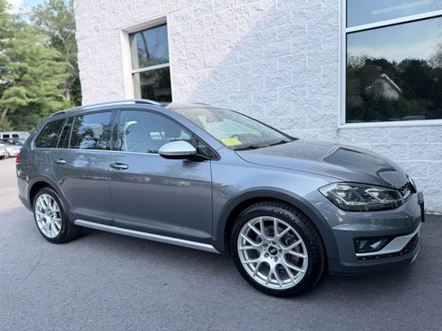 Used 2018 Volkswagen Golf Alltrack S AWD/4WD image 31