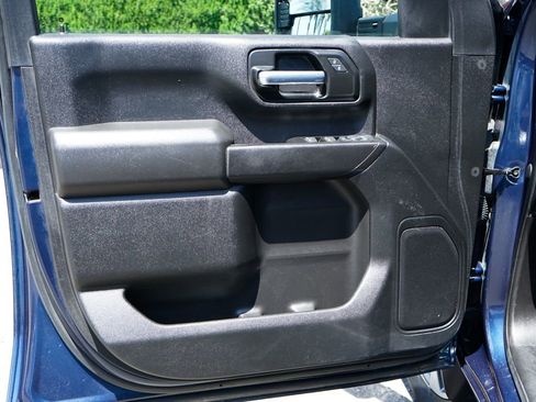 Used 2021 Chevrolet Silverado 2500 Custom w/ Gooseneck/5TH Wheel Package AWD/4WD image 15