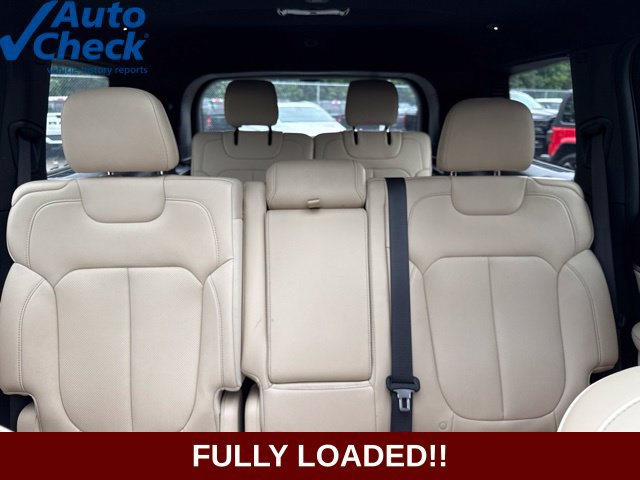 Used 2023 Jeep Grand Cherokee L Limited w/ Luxury Tech Group II AWD/4WD image 30