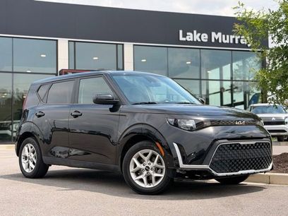 Used 2023 Kia Soul LX w/ LX Technology Package