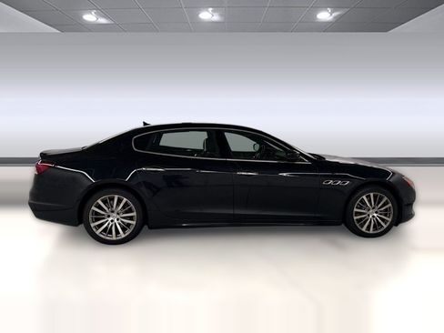 Used 2022 Maserati Quattroporte Modena Q4 AWD/4WD image 8