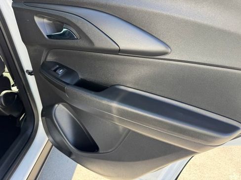 Certified 2025 Chevrolet TrailBlazer LS image 11