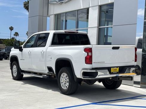 Used 2024 Chevrolet Silverado 2500 LT AWD/4WD image 3