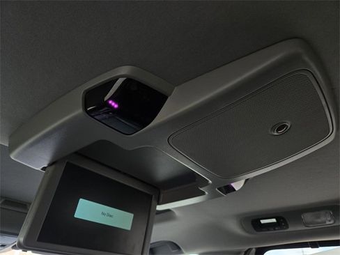 Used 2024 Honda Odyssey Elite image 16