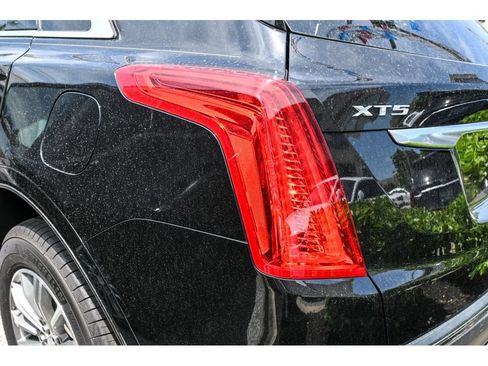 Used 2019 Cadillac XT5 Luxury FWD image 5