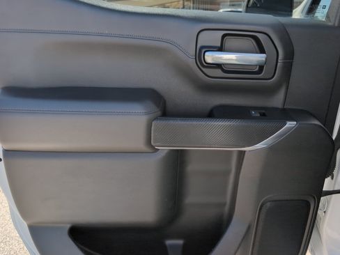 Used 2022 Chevrolet Silverado 1500 RST AWD/4WD image 16