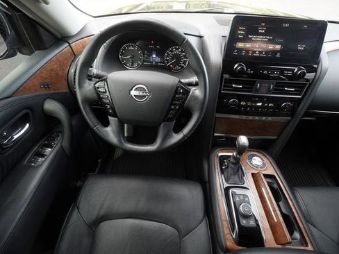 Used 2023 Nissan Armada SL w/ Captain's Chairs Package RWD image 12