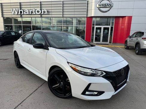 Used 2022 Nissan Sentra SR w/ Midnight Edition image 1
