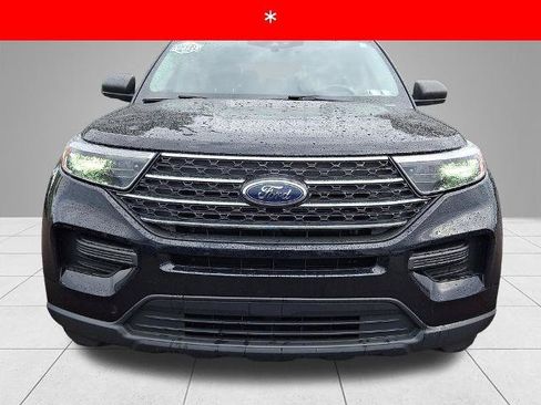 Certified 2022 Ford Explorer XLT AWD/4WD image 2