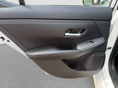 Used 2023 Nissan Sentra SR w/ Electronics Package FWD image 13