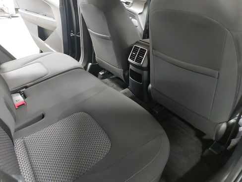 Used 2025 Kia Sportage LX image 63