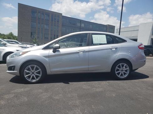 Used 2018 Ford Fiesta SE w/ Equipment Group 201A FWD image 5