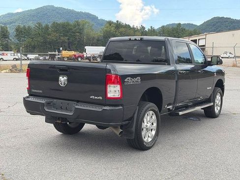 Used 2021 RAM 2500 Big Horn w/ Level 1 Equipment Group AWD/4WD image 3