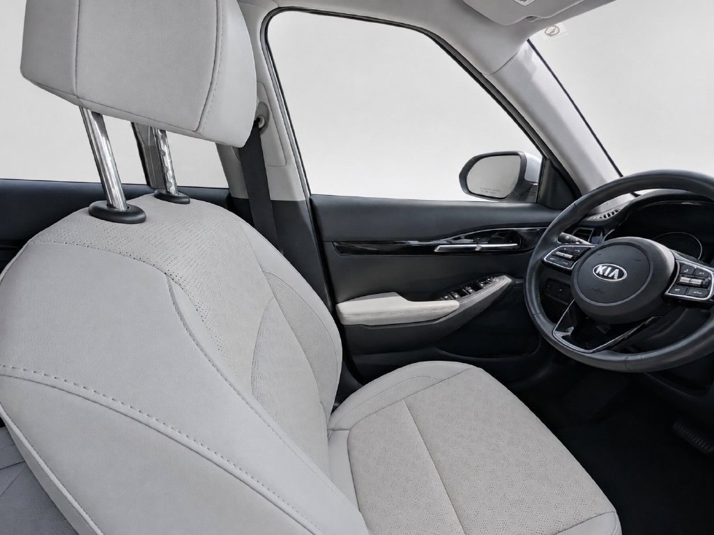 Used 2021 Kia Seltos EX AWD/4WD image 15