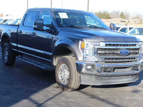 Used 2022 Ford F250 Lariat w/ Lariat Value Package AWD/4WD image 11