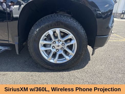 Used 2023 Chevrolet Silverado 1500 RST w/ Protection Package AWD/4WD image 16