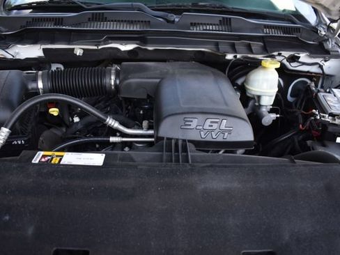 Used 2018 RAM 1500 Tradesman RWD image 19