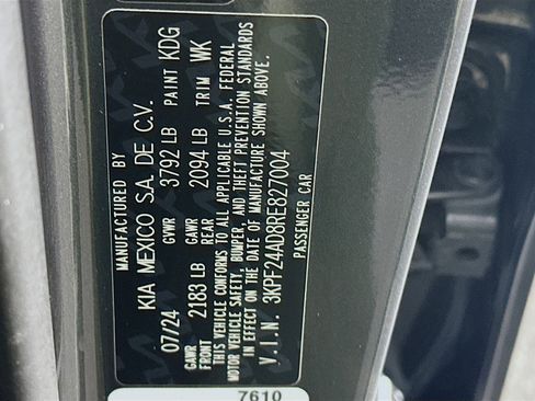 Used 2024 Kia Forte LXS image 12