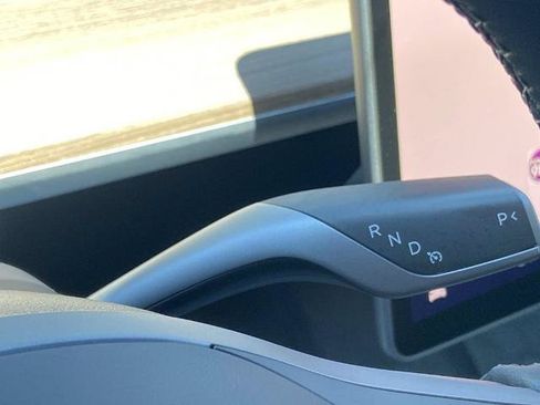 Used 2023 Tesla Model Y Performance AWD/4WD image 12