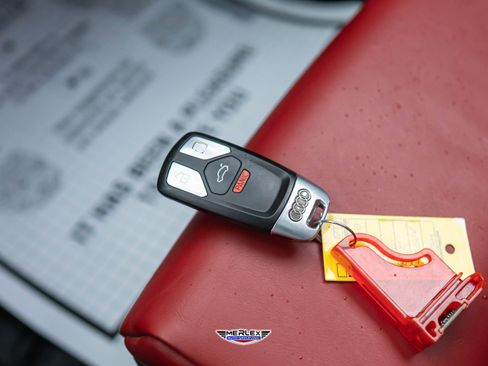 Used 2018 Audi SQ5 Prestige w/ Prestige Package image 59