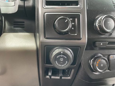 Used 2018 Ford F150 XLT w/ Trailer Tow Package image 18