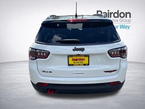 Used 2022 Jeep Compass Trailhawk w/ Trailhawk Convenience Group AWD/4WD image 6