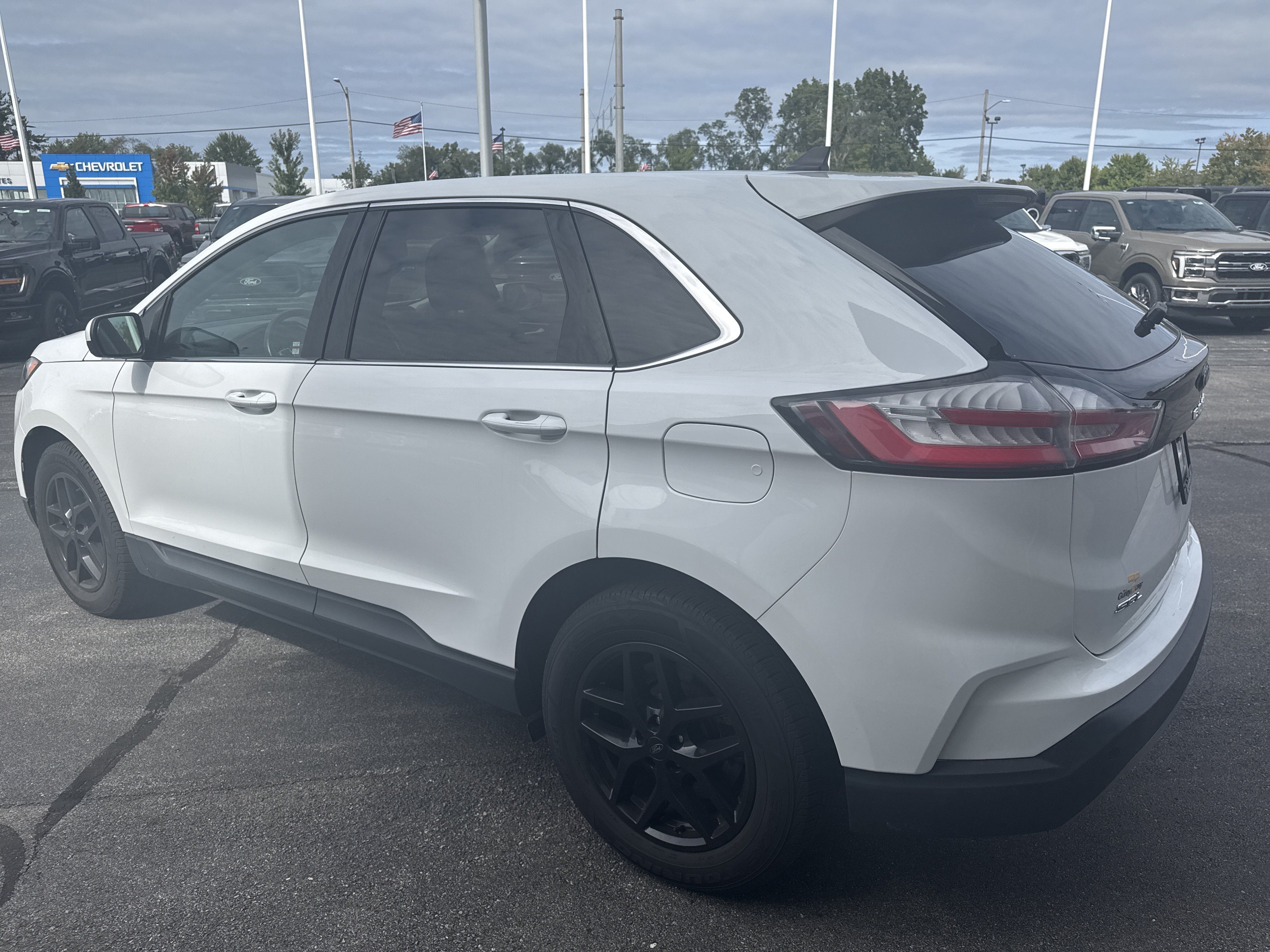 Used 2024 Ford Edge SEL AWD/4WD image 8