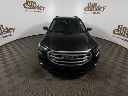 Used 2020 GMC Terrain SLE w/ Driver Convenience Package FWD image 3