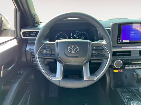 New 2025 Toyota Tacoma TRD Off-Road image 12