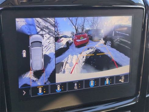 Certified 2021 Chevrolet Traverse RS w/ LPO, Floor Liner Package image 16