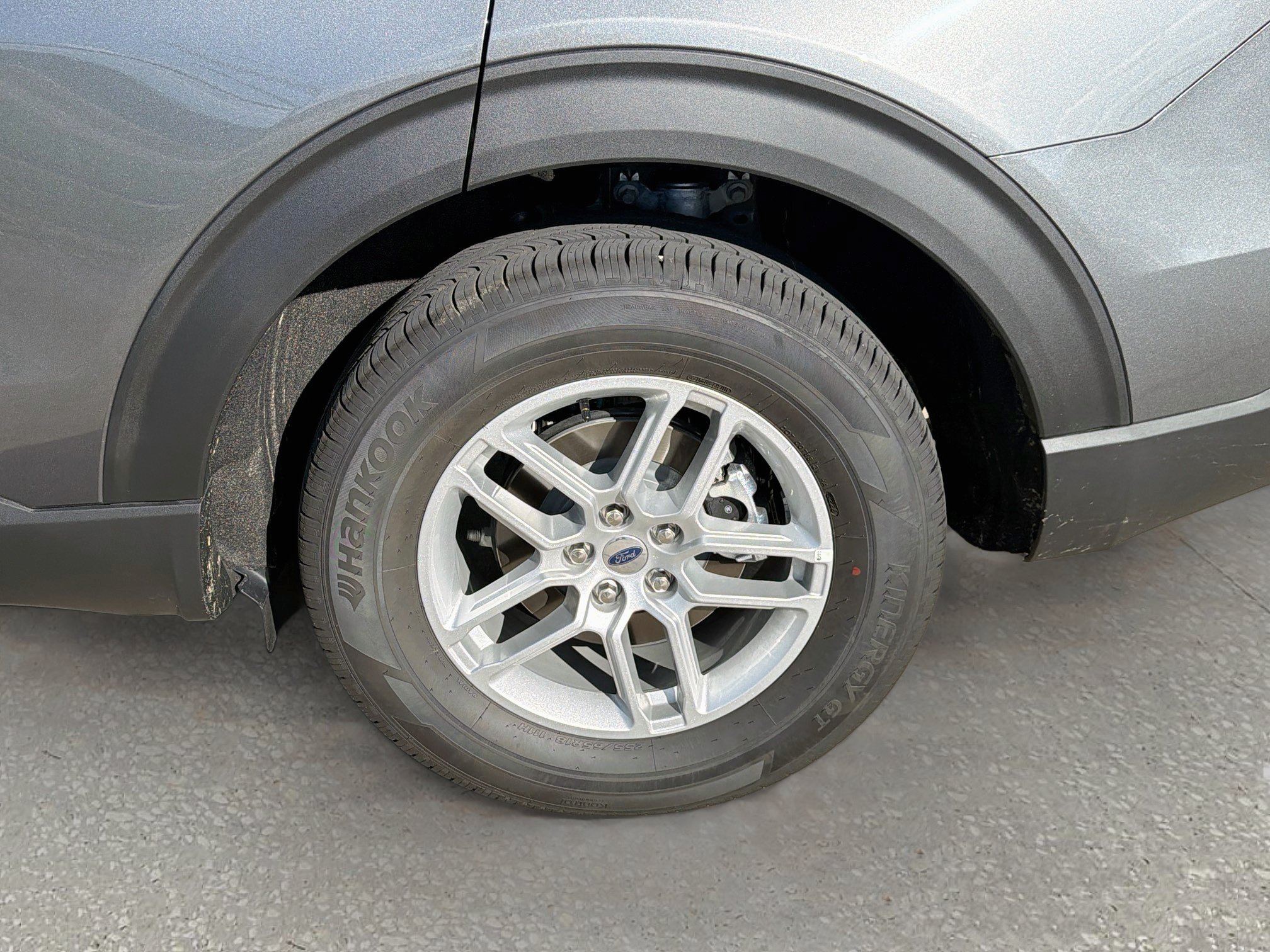 New 2027 Ford Explorer Active RWD image 17