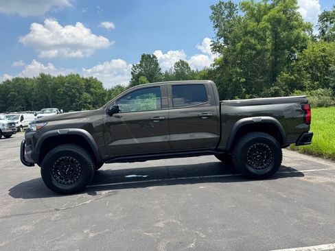 Used 2023 Chevrolet Colorado Trail Boss w/ Advanced Trailering Package AWD/4WD image 8
