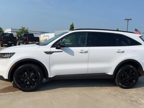 Used 2021 Kia Sorento S AWD/4WD image 5