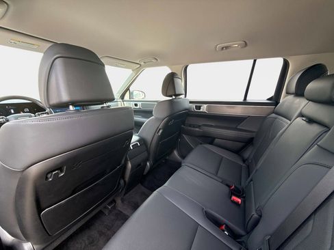 Used 2026 Hyundai Santa Fe SEL AWD/4WD image 19