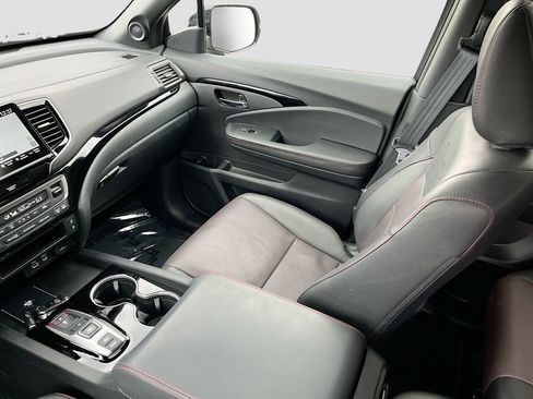 Used 2024 Honda Ridgeline Black Edition image 23
