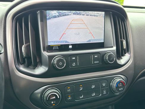 Used 2021 GMC Canyon AT4 w/ Driver Alert Package AWD/4WD image 19