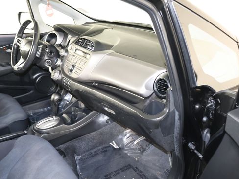 Used 2010 Honda Fit Sport image 37