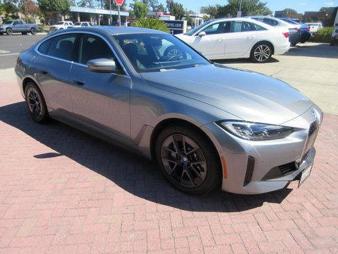 Used 2024 BMW i4 eDrive35 w/ Premium Package RWD image 81