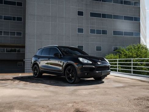 Used 2012 Porsche Cayenne image 49
